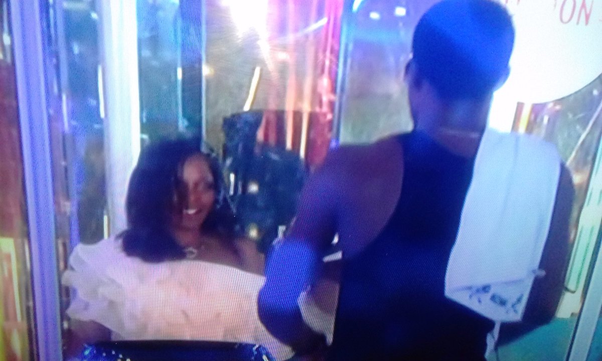 mccatyn's tweet photo. Neo & Kaisha 😂😂😛😍😍 I'm up for that!!☝💃💃💃💃😁😁
#Neosha
#BBNaijaLockdown
#AllWhiteParty https://t.co/Hxbqsj6rkX