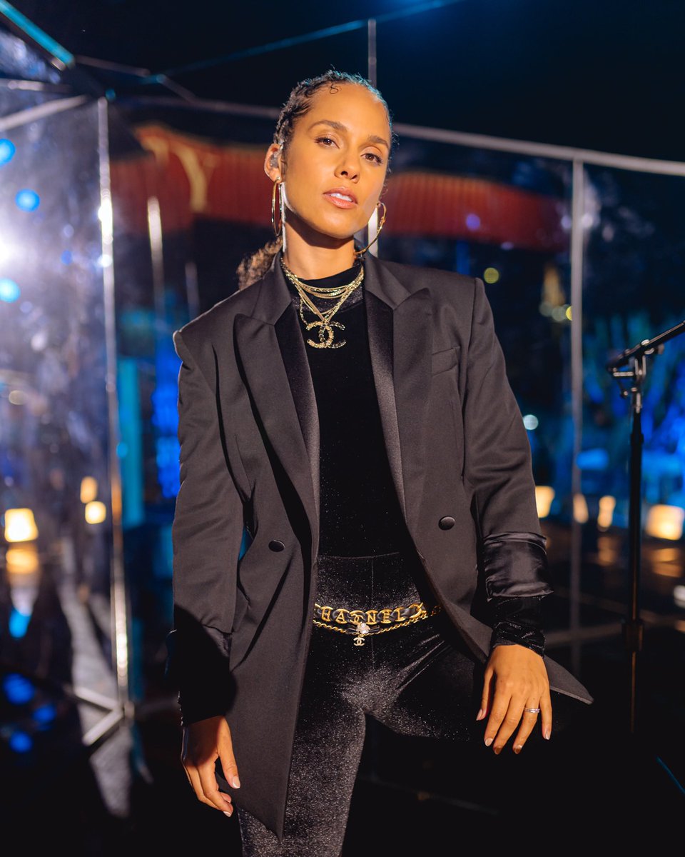 All Black Errrythang 🖤🖤🖤