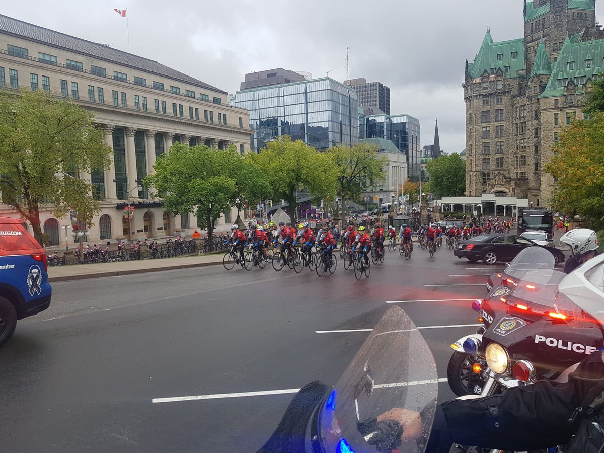 WaterlooCycTeam's tweet photo. Three riders were out today in what would of been day 4 of the R2R. They rode 50, 106, and 183 km’s. We all miss the rush of riding onto Parliament Hill.  Good thing we have lots of photos from last year when Fredericton P.S. rode with us. @CanadianR2R #R2R #RidetoRemember https://t.co/LoUWUlJ92V