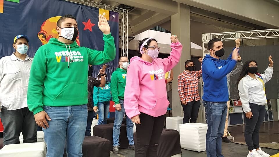 LaBBunke's tweet photo. #EsNoticia

Candidatas y candidatos del GPP serán la voz de la población.

Juventud revolucionaria y pueblo merideño en unidad perfecta van a la Asamblea Nacional.

Información detallada 👇

https://t.co/yooB2xL2xJ

@NicolasMaduro
@dcabellor
@Jehyson_Guzman
@PartidoPSUV https://t.co/7WxxZUTOXU