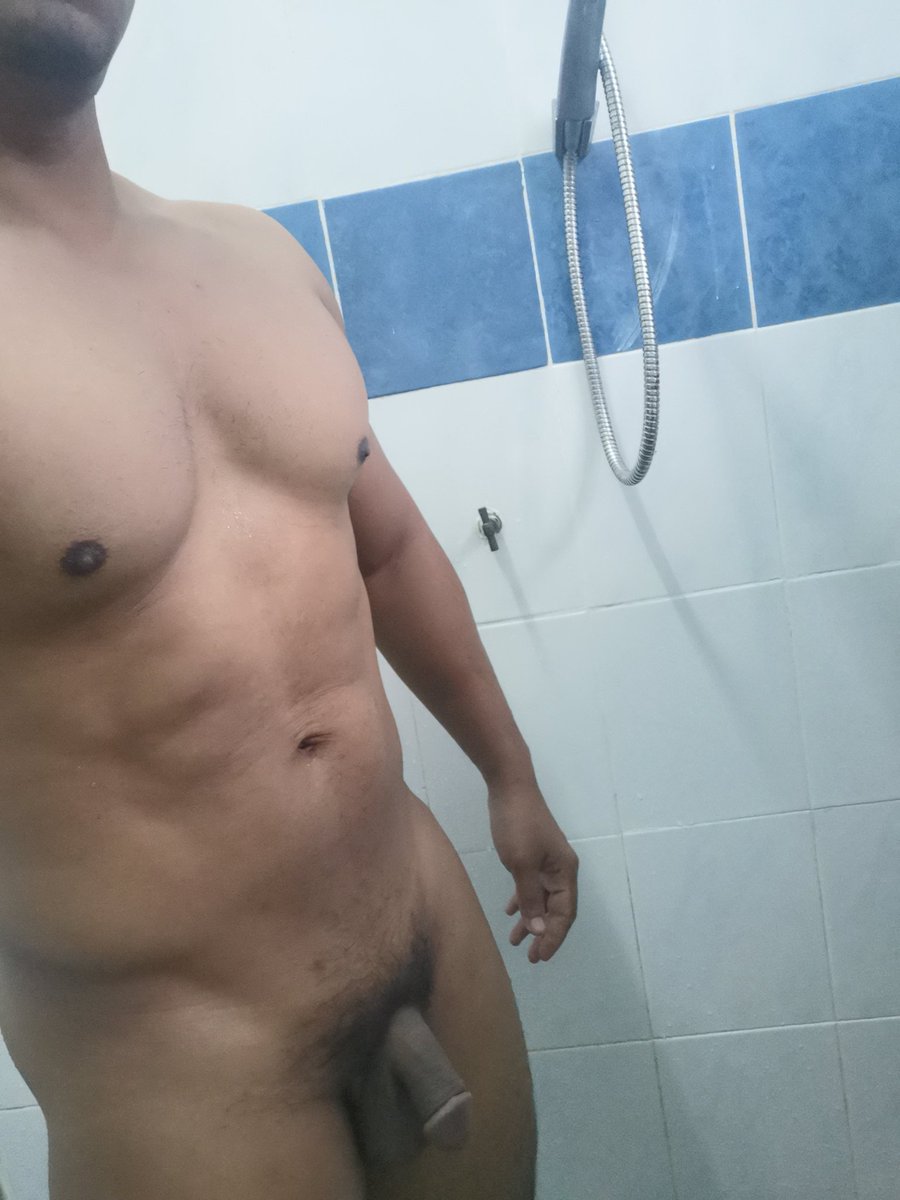 likemature6's tweet photo. After bath 🛀 https://t.co/MR7M4vphzV