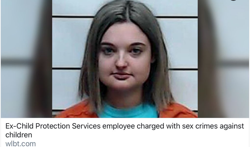 🚨Your Help Is Needed: To locate any family in Tishomingo County that had former #CPS employee Lauren Cavness on their case in Mississippi.

She’s charged with #ChildSexualExploitation (Child Pornography) & other sex crimes & is out on bail of $70,000

wlbt.com/2020/09/25/ex-…