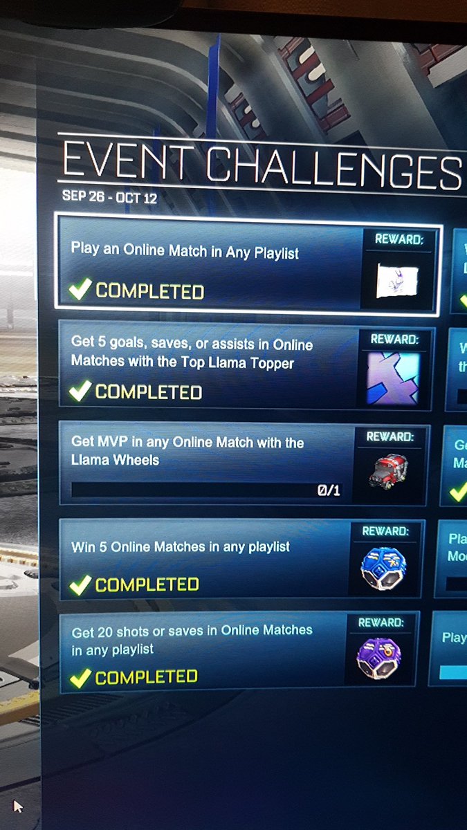 LoloAlors's tweet photo. @RL_Support  I unlocked the llama decal from the event but I can't equip it: https://t.co/jzHwQGzoEG