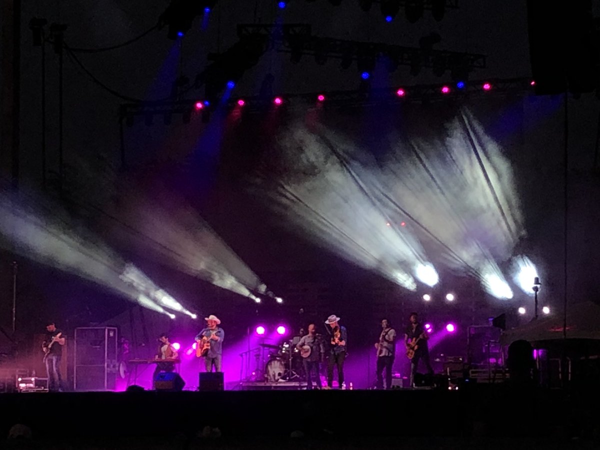 AustinElbert's tweet photo. @joshabbottband at the #HometownHeroesFestival in Hutto! https://t.co/zfdXLBrv5e