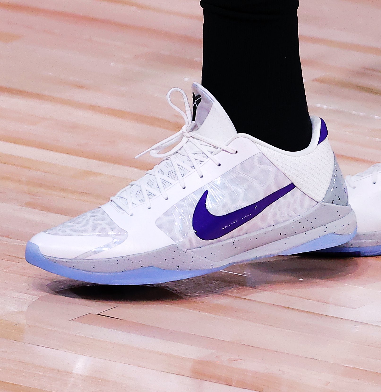 kobe 5 anthony davis