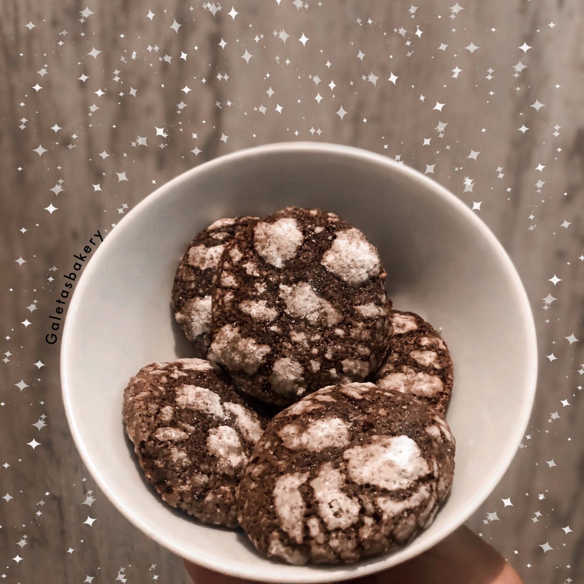 sarixmichelle's tweet photo. ¡Holaa! Para poder pagar mi semestre en la UCAB estoy vendiendo galletas🥺
-
8 x 2$
04123732397
Delivery gratis en ciertas partes de Caracas💓
-
Me ayudarías muchísimo con un RT✨🙏🏼 https://t.co/ebw2RFYIoF