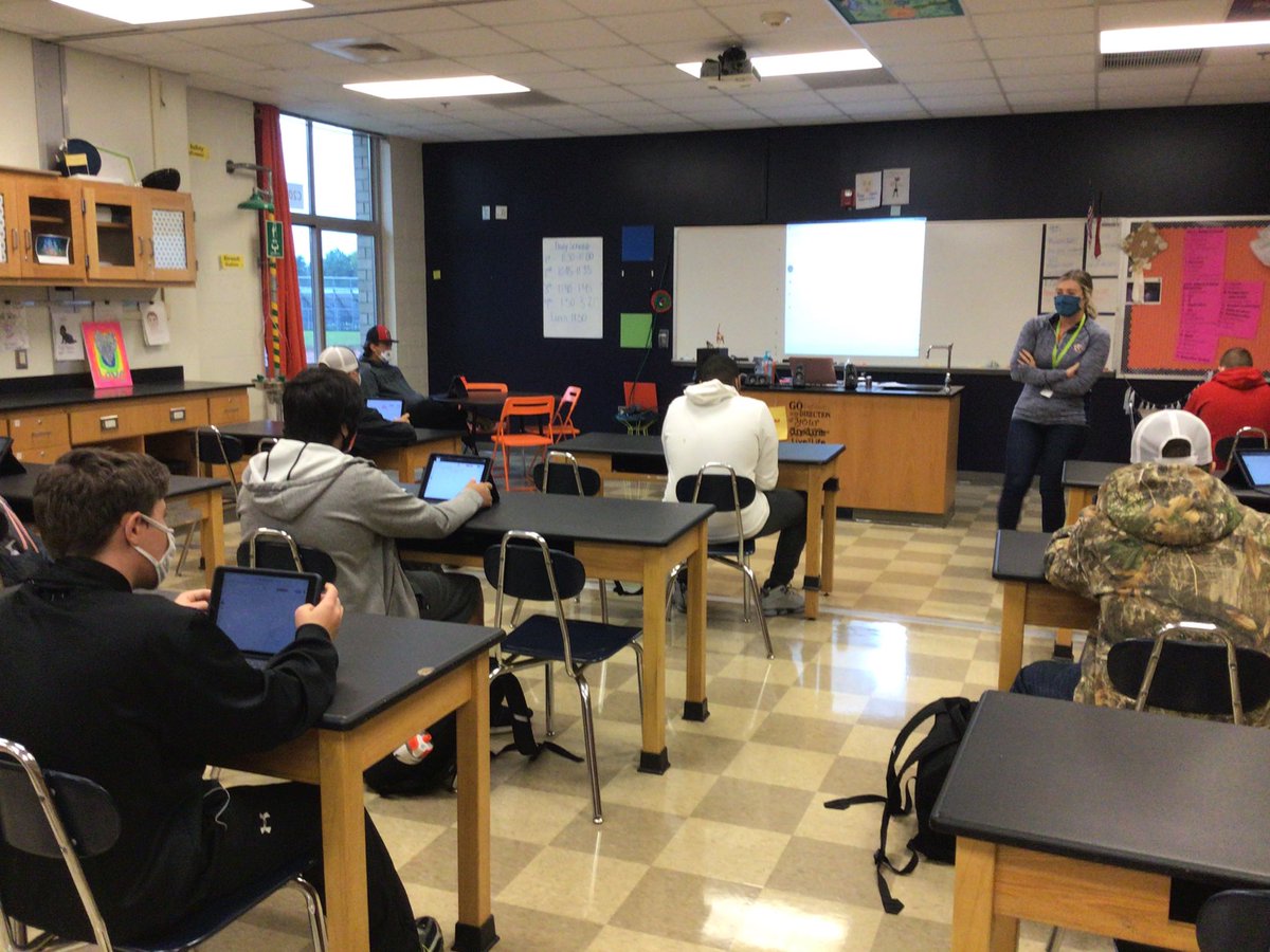 scibri's tweet photo. Love seeing our faculty explore new tech tools to enhance instruction ...Way to be a pioneer in using Jamboard with our students Mrs. Shores #jchslife #rssconnect #ncdlcn #nced @JCHSCougars @LisaSimmerson @CarsonAP3 https://t.co/4uzwgcgmap
