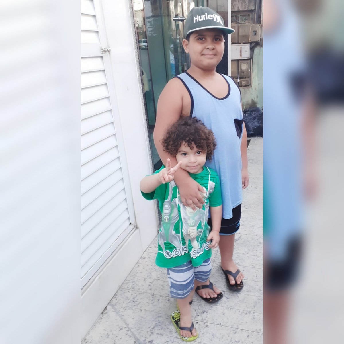izabelavh's tweet photo. Meus meninos, meus gigantes , amo vocês meus homenzinhos 😍🙏🙌👬🐻🦁💙💚 https://t.co/CI60EQ3vFk