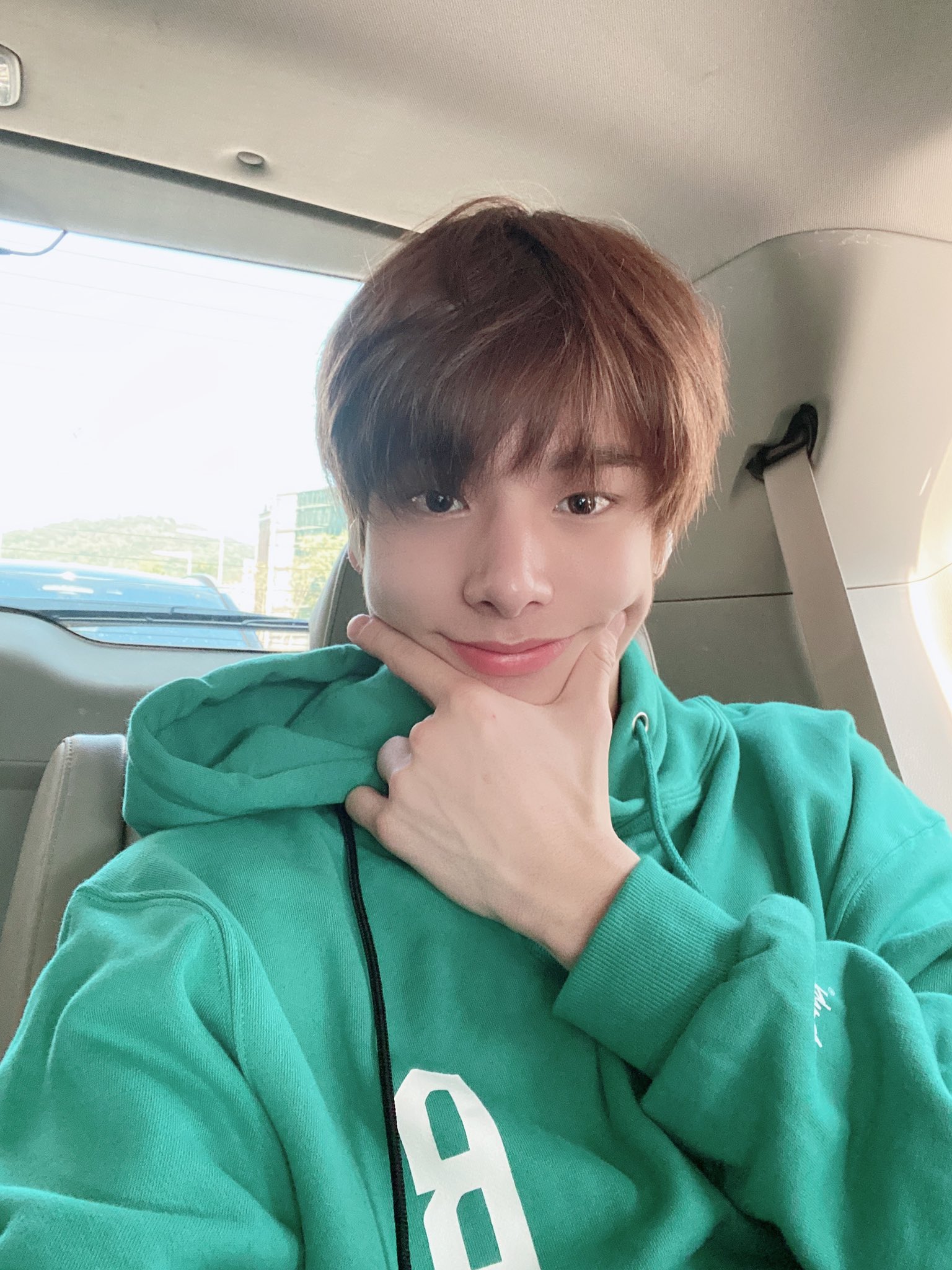 ENHYPEN on Twitter: "#ENHYPEN #ENHYPEN_JAKE #JAKE 우리팬분들 오늘도 화이팅!! ðð