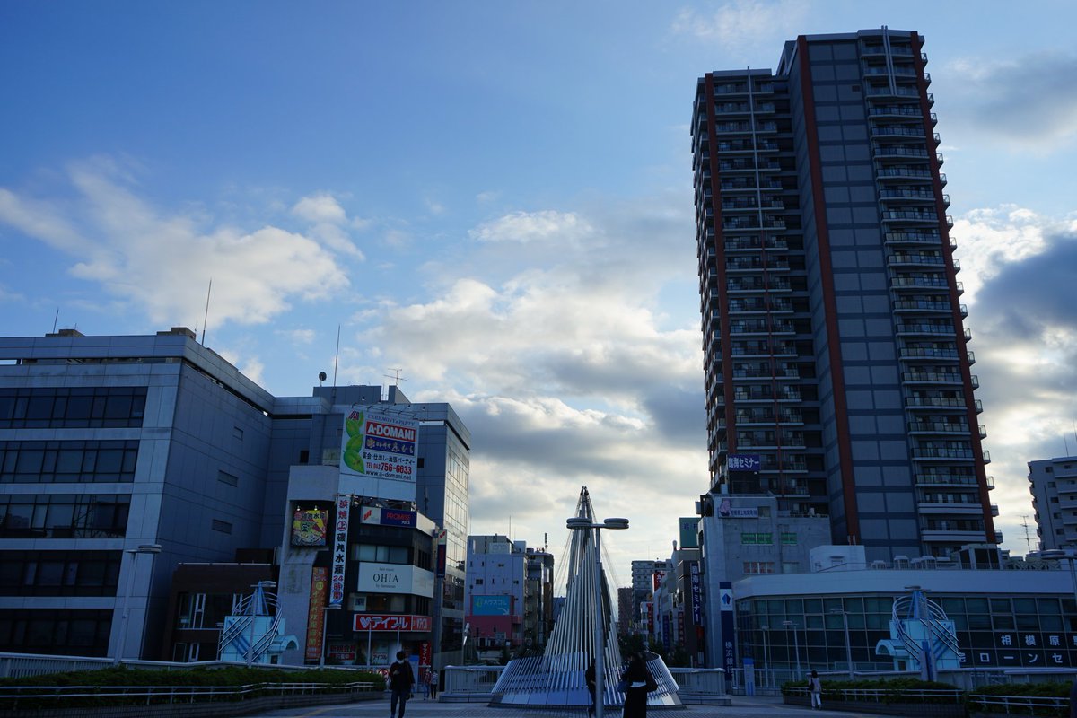 超高層ビル 都市開発研究所の中の人 きりぼうくん 相模原 相模原市中央区の拠点駅 Jr横浜線相模原駅 周辺は郊外型マンション激戦区 単身者向けからファミリー向けまで様々な中高層マンションが建ち並ぶ タワマンも28階建てのライオンズタワー