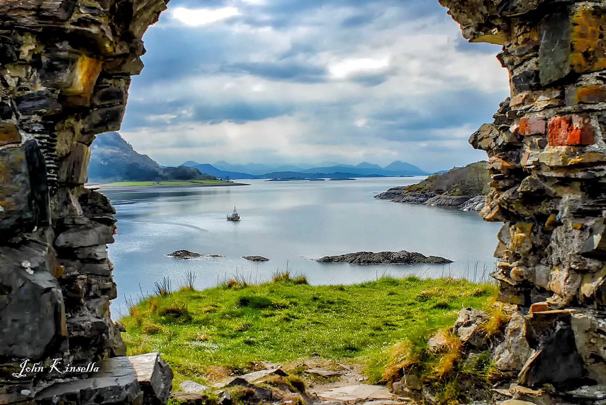 HoganSOG's tweet image. Looking outward toward Loch Carron from Strome Castle. Scotland.
