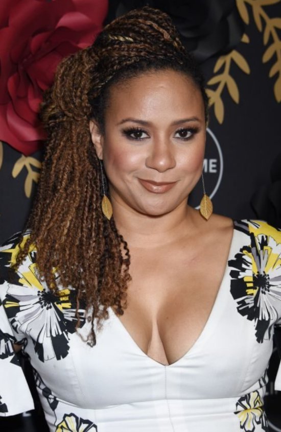 Tracie Thoms: dolphin
