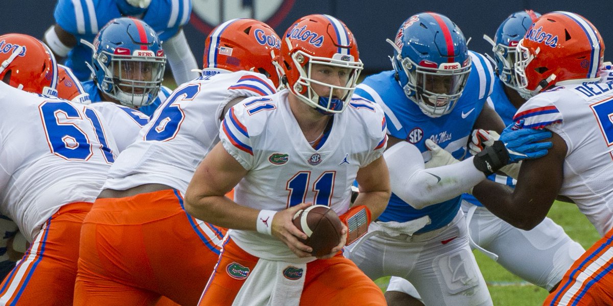 PFF_College's tweet photo. Highest passer rating on passes 10+ yards downfield in Wk 4

1. Bo Nix, Auburn - 152.1
2. Mac Jones, Alabama - 146.8
3. Kyle Trask, Florida - 146.4 https://t.co/CFM5v6EXUO