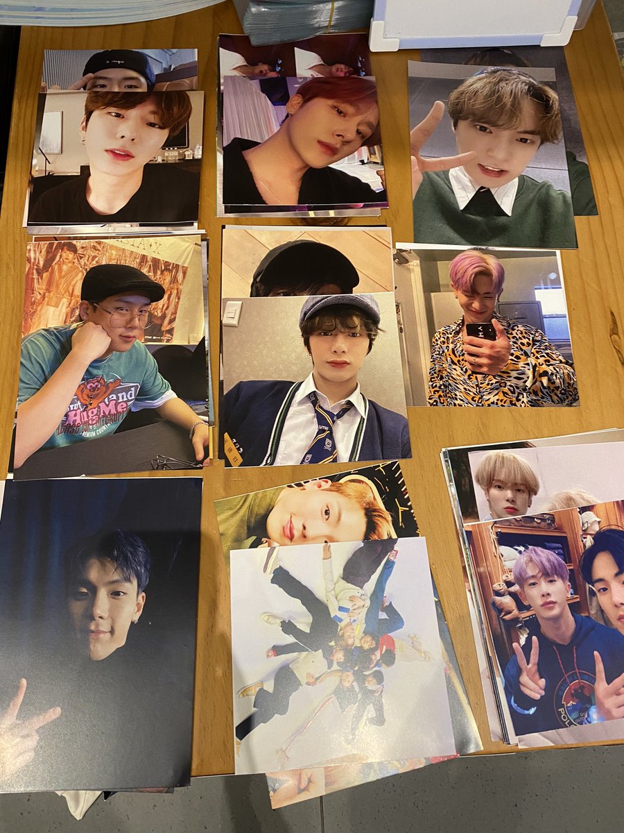 flowercrew0514's tweet photo. Due to some unforeseen circumstances, we will be giving out some of our photos , FCFS BASIC !! https://t.co/YkgYkRSK94