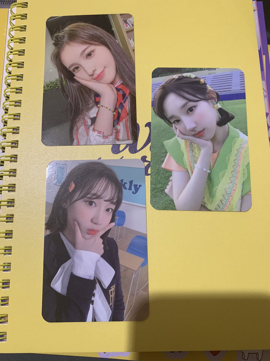 WTT WEEEKLY
-Benefit Jaehee
-Photocard A and B Jiyoon 

to all Zoa version
INA ONLY

#wtt #wts #photocard #weeeklyphotocard #weeekly
