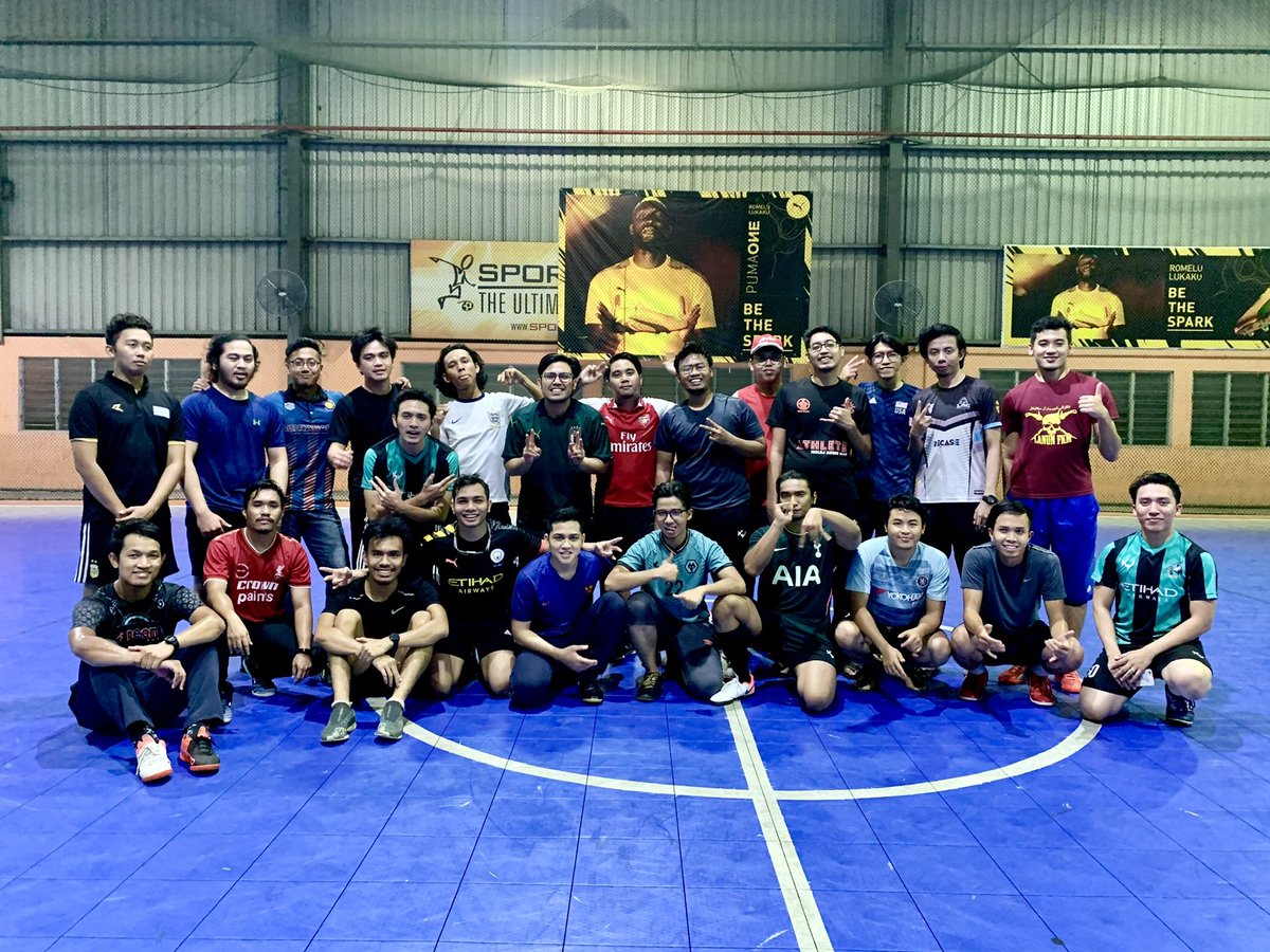 RaffiqAidrus21's tweet photo. 🥰 #TeamEclectic https://t.co/tuJ4R6pznP