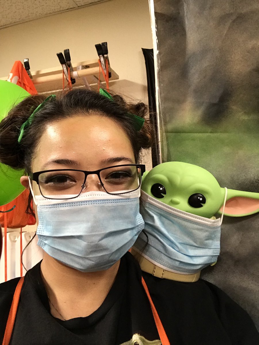 Got to hang out with 2 of my best pals today. 405 was out of this world! #oooeeeooo #notabducted #imamalien