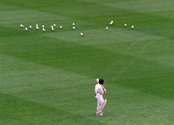 On a hot day in Melbourne, the capacity crowd of 60,000 was to see a masterclass from the Master Blaster in the boxing day Test match. The flamboyant batsman scored 116 off 191 balls with nine fours and a six to his name.