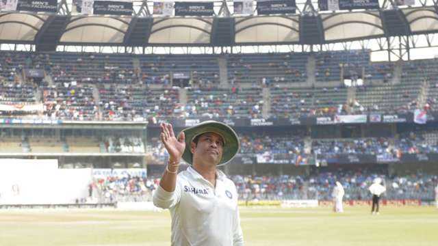 This Day the Unforgettable day in every Indains Heart Tears rolled in everyones eyes The things he had done to our nation is Huge "Thank you Sachin" chants everywhere Really a big moment in everyone's life 
