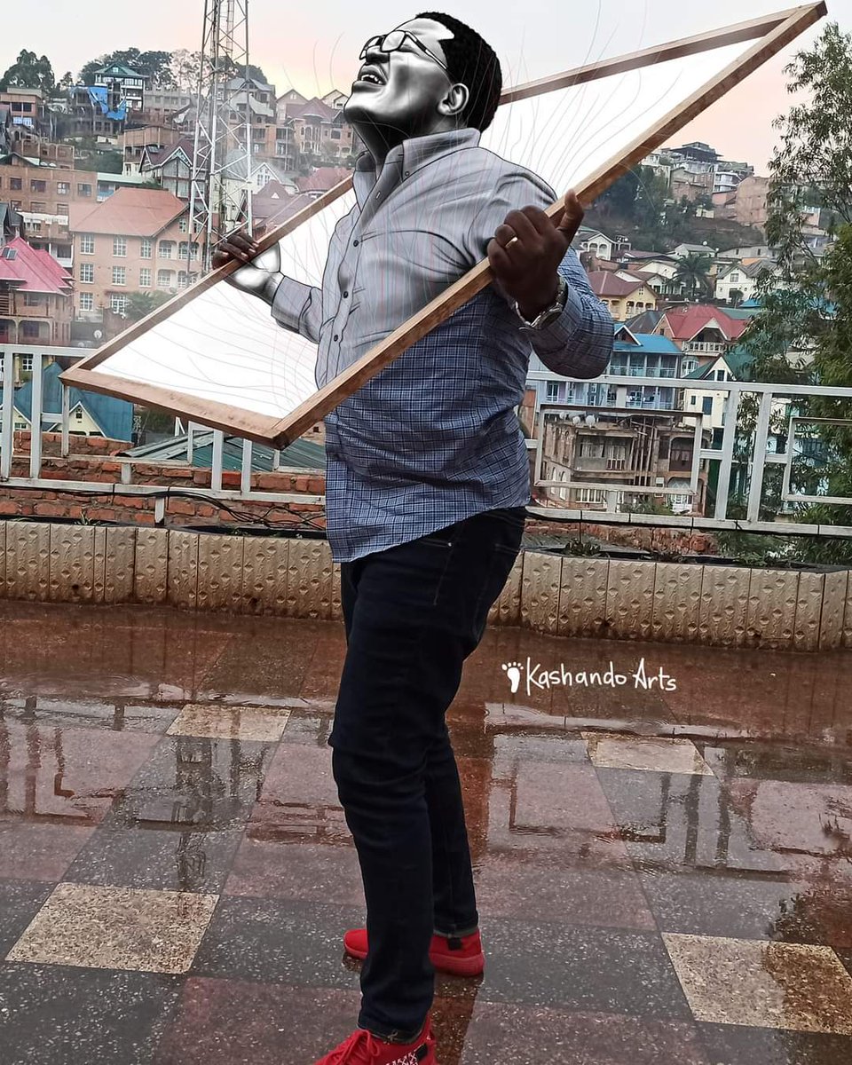 mathifr2's tweet photo. #Art: Decrouvez ici un jeune artiste talentueux, dessinateur, concepteur, Emmanuel Kajibwami. Il vit à Bukavu et produit des merveilleux tableaux. Vous pouvez visiter ses pages Facebook et Instagram pour plus d'informations #KashandoArts #EmmaKaji https://t.co/N35LLX0suI