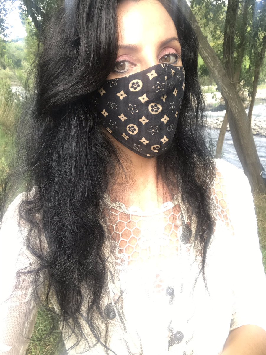 Laeticia Hashtag On Twitter