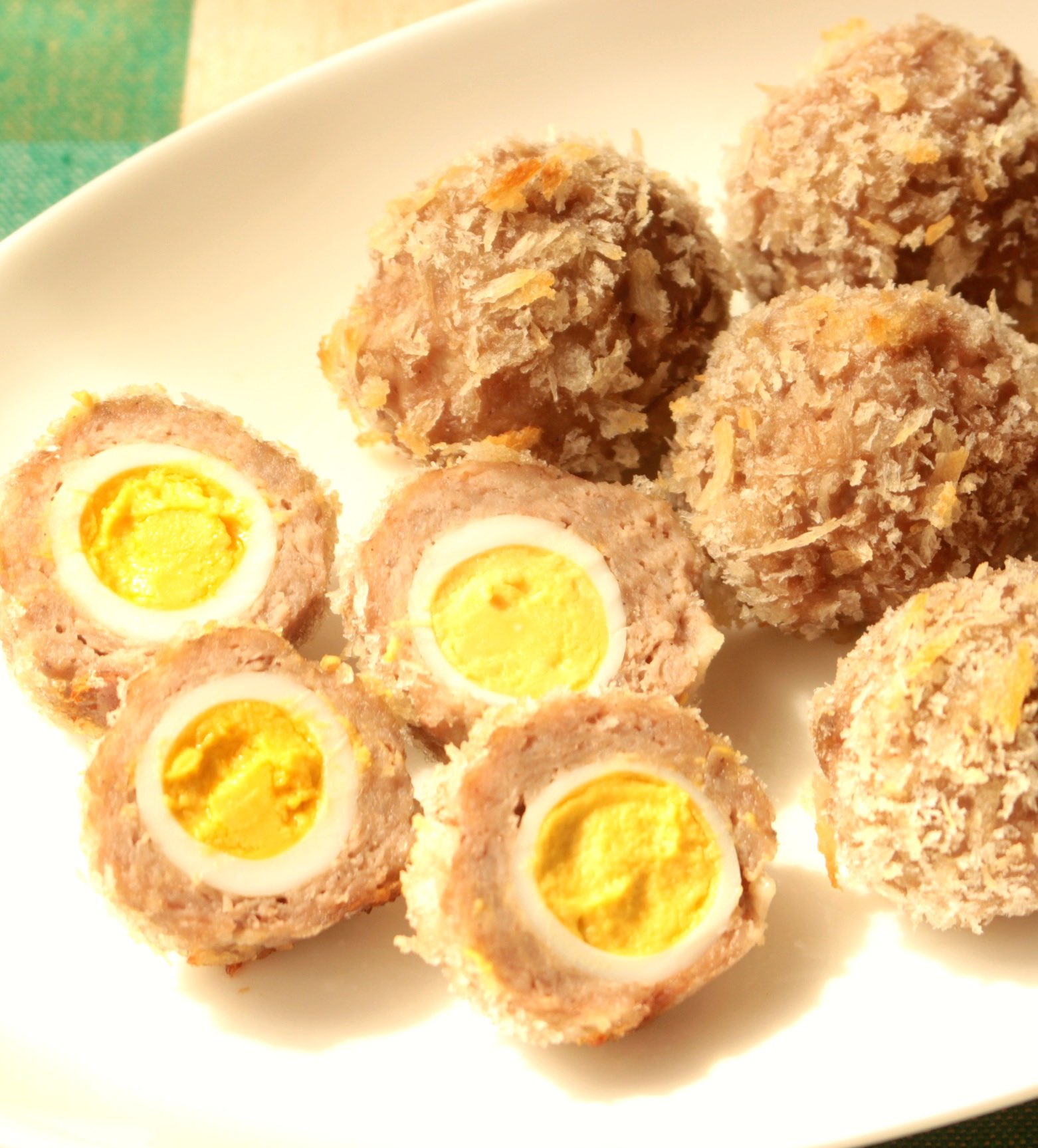 つくりおき食堂まりえ スコッチエッグってこんな簡単に作れるの たった4つの材料でトースターで焼くだけ 揚げない 1番簡単なスコッチエッグ うずらの卵 ひき肉 味付き塩こしょう パン粉 うずらの水煮ならゆでずに簡単 トースターなら肉がはがれ つくりおき食堂まりえ スコッチエッグってこんな簡単に作れるの たった4つの材料でトースターで焼くだけ 揚げない 1番簡単なスコッチエッグ うずらの卵 ひき肉 味付き塩こしょう パン粉 うずらの水煮ならゆでずに簡単 トースターなら肉がはがれ