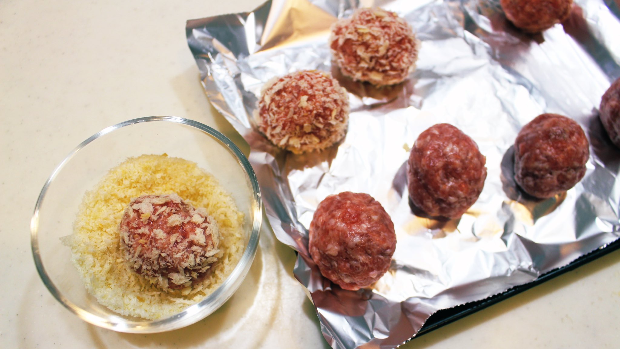 つくりおき食堂まりえ スコッチエッグってこんな簡単に作れるの たった4つの材料でトースターで焼くだけ 揚げない 1番簡単なスコッチエッグ うずらの卵 ひき肉 味付き塩こしょう パン粉 うずらの水煮ならゆでずに簡単 トースターなら肉がはがれ つくりおき食堂まりえ スコッチエッグってこんな簡単に作れるの たった4つの材料でトースターで焼くだけ 揚げない 1番簡単なスコッチエッグ うずらの卵 ひき肉 味付き塩こしょう パン粉 うずらの水煮ならゆでずに簡単 トースターなら肉がはがれ