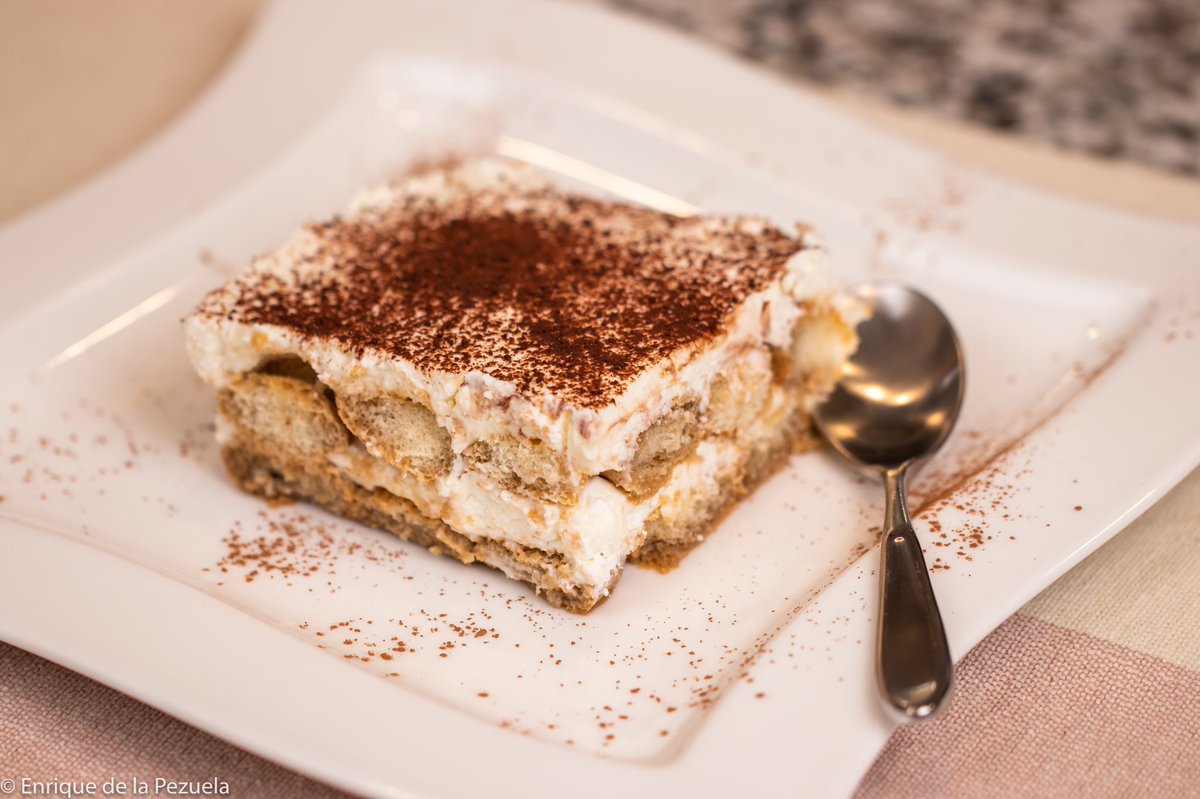 CookingwithRody's tweet photo. Just uploaded my latest video! #Tiramisu #postreitaliano #postreitaliano🇮🇹 #postrefacil #postrefácil #postrerico #postrericoyfácil #cookingwithrody #thruvisualmedia #foodie #foodiesofinstagram #latinfoodie #italianfood #delicious #deliciousfood https://t.co/6ornEolAct