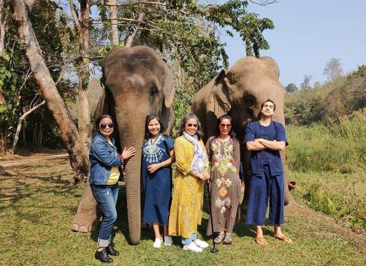 He's such a family oriented man. Who loves his family so much and is never afraid to show just how much.  #ณเดชน์  #nadech  #kugimiyas