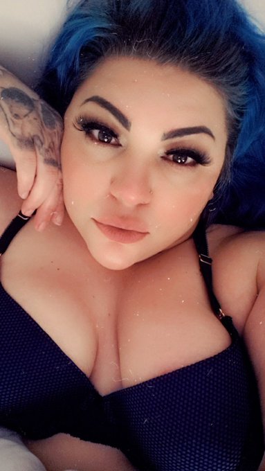 Good morning!!!! What's on the agenda today? If it's masturbating, I can help with that! 😍💦💦💦 https://t<a href="/tag/mvsales"class="tags"><span>#mvsales</span></a>