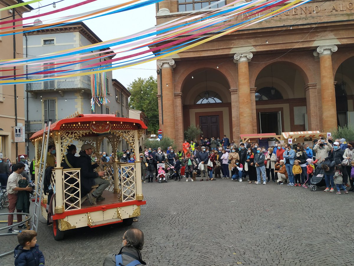 fpiersimoni's tweet photo. Ma voi che non abitare a #Rimini la domenica cosa fate?!? Dai che si scherza 🤭😜 !

#almeni https://t.co/9eCwSBz2Tt