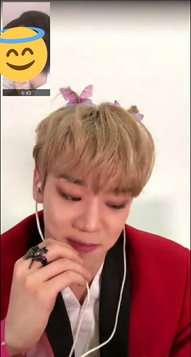 byeongkwan was next and he also did a little gasp but got shy pretty fast 