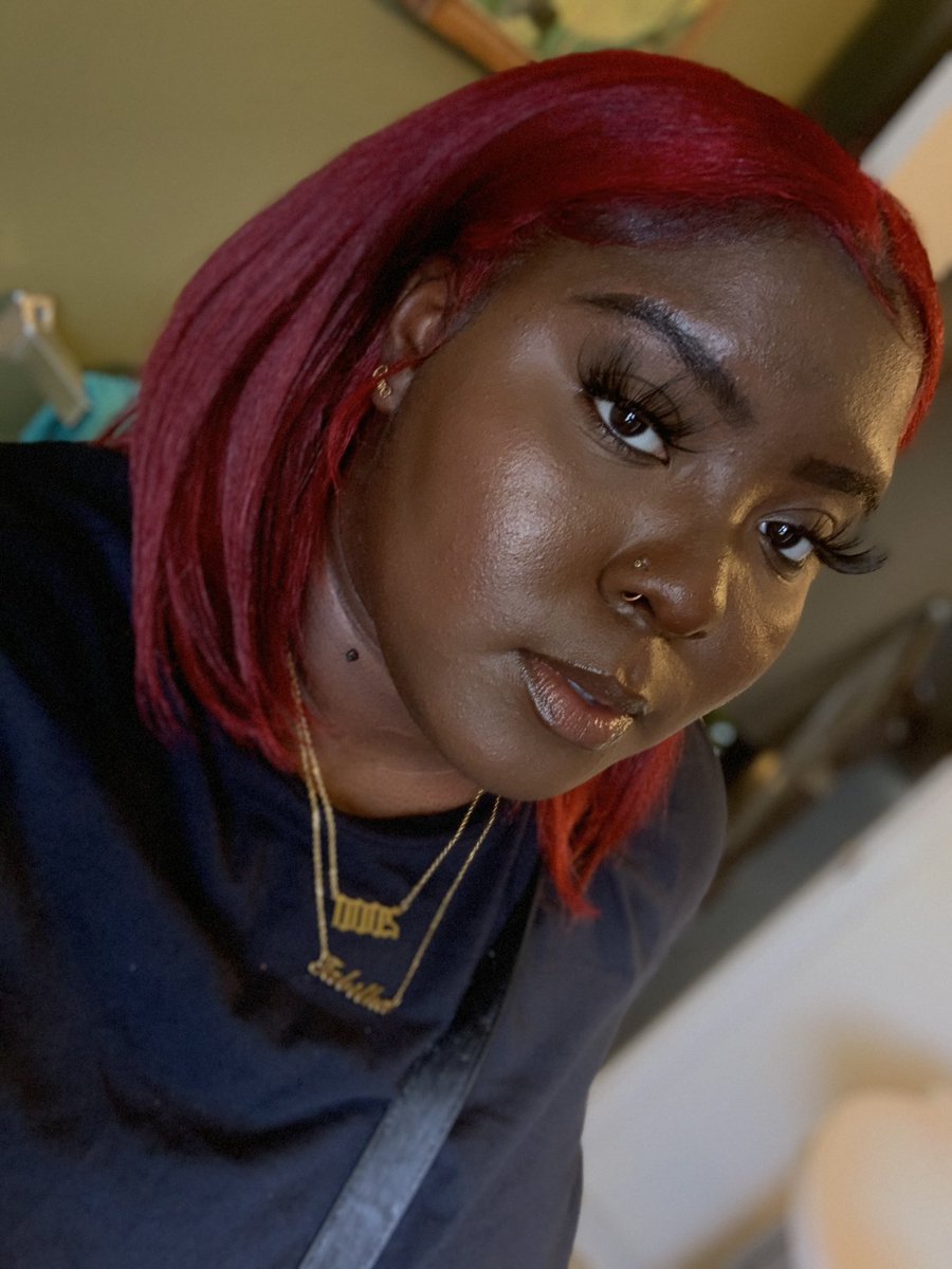 bxbbles__'s tweet image. They say blondes have more fun but I think red heads do it better 🥰💋