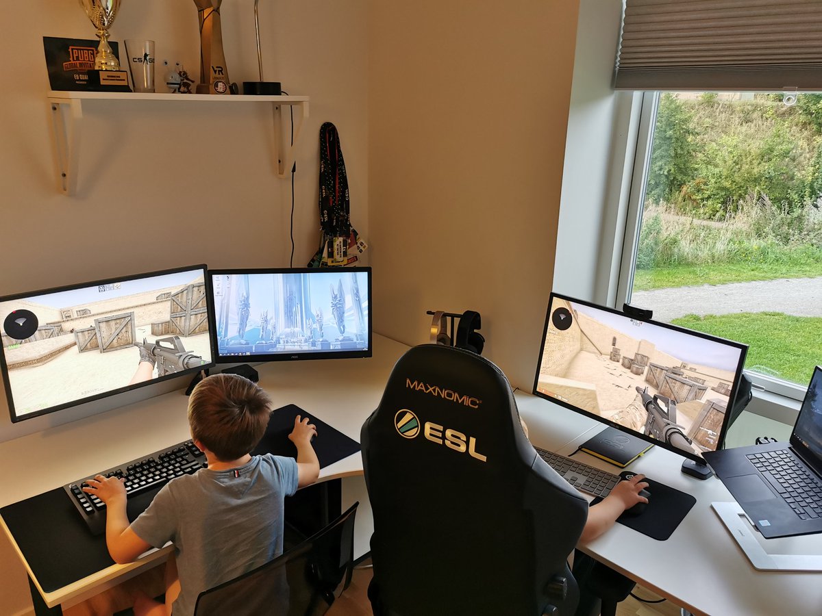 Morten Holst tweet media