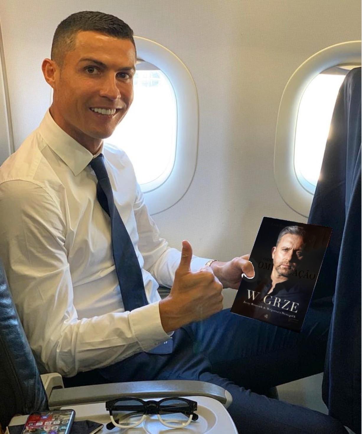 Ei6AwGtWsAA1JB5?format=jpg&name=large