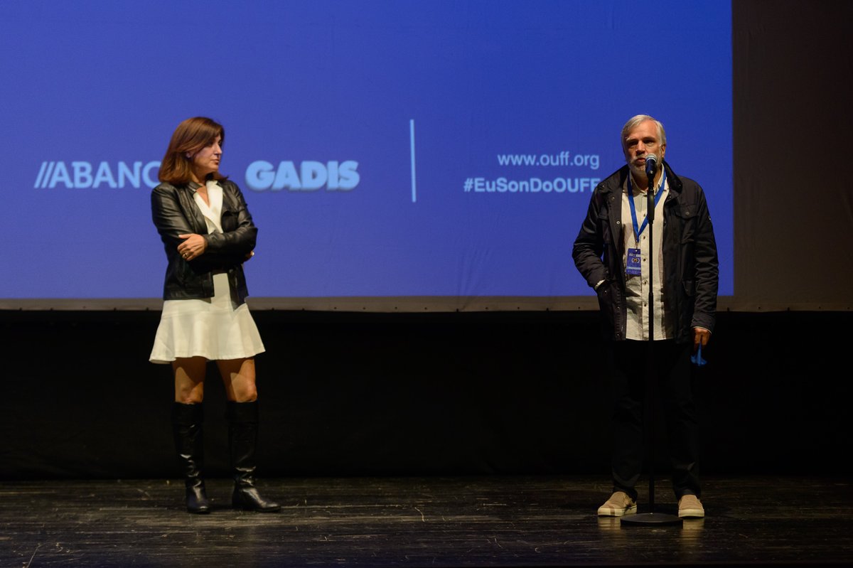 ouffestival's tweet photo. #OUFF25 Primer día superado! Estivemos con @paulaconsvarela, @victoriateijei, Raquel Menor e @PoloMenarguez Colgamos o primer cartel de todo vendido e recorremos á cidade cos equipos de Fas Muvis. Larga vida ao cine! https://t.co/RmsKvac27O https://t.co/P5sdIr4fzO