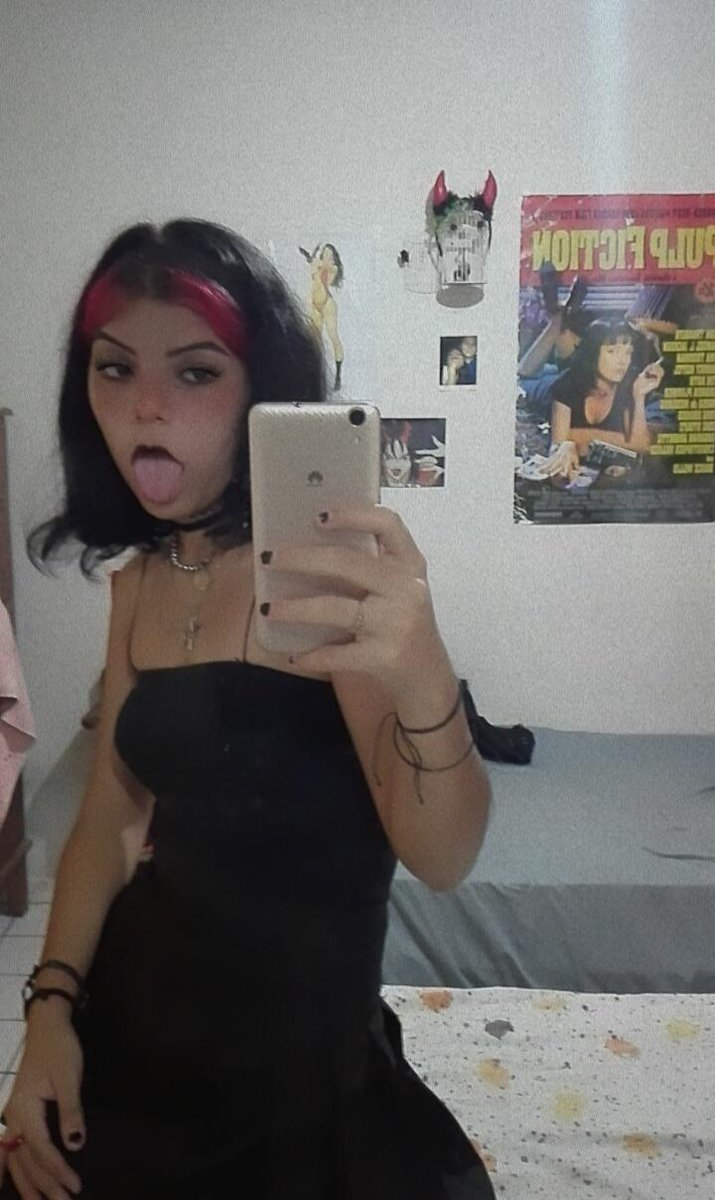 GothicDayan's tweet photo. Ahora unas fotos mías pa que no se olviden de su gótica local xd https://t.co/GnBnFc0Edj