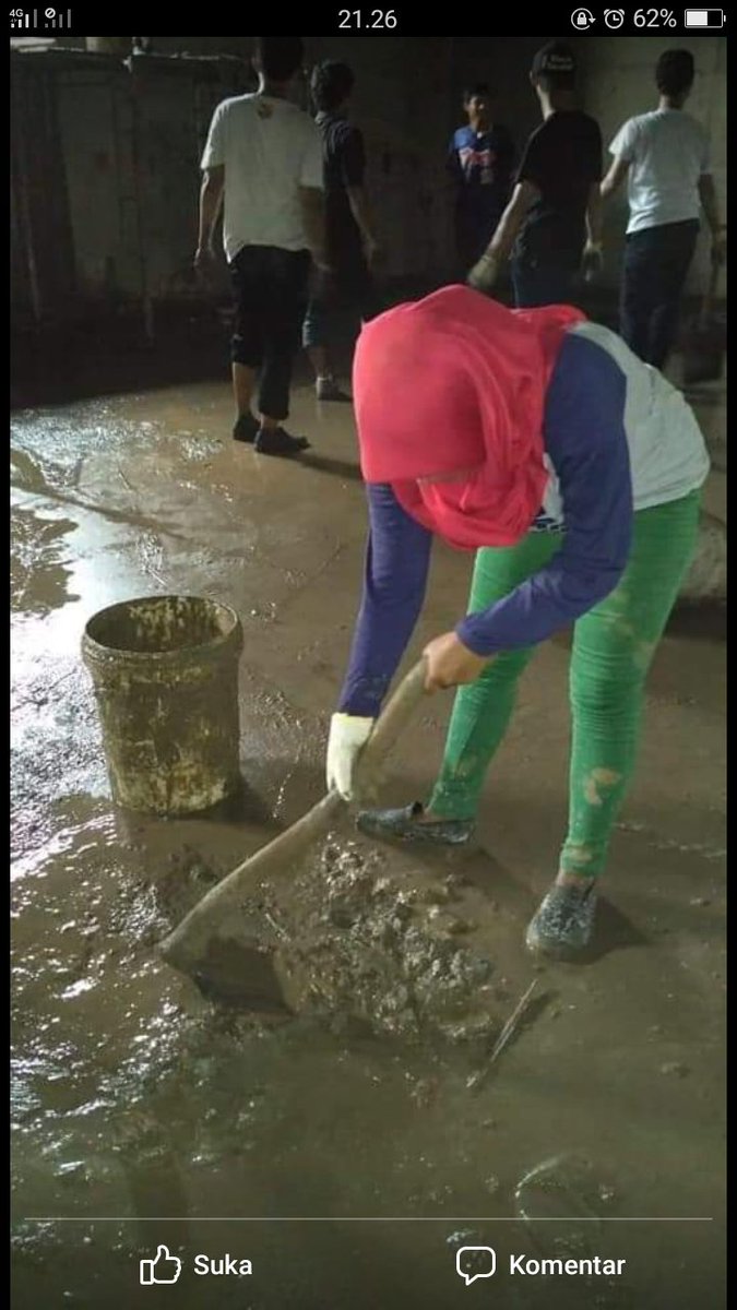 Pengusaha PT ALPEN FOOD INDUSTRY (es krim aice)tidak lupa kan??kalian memperlakukan kami sama dgn buruh bangunan..bahkan..buruh perempuanpun dijadikan buruh bangunann

#JanganBeliEsKrimAice