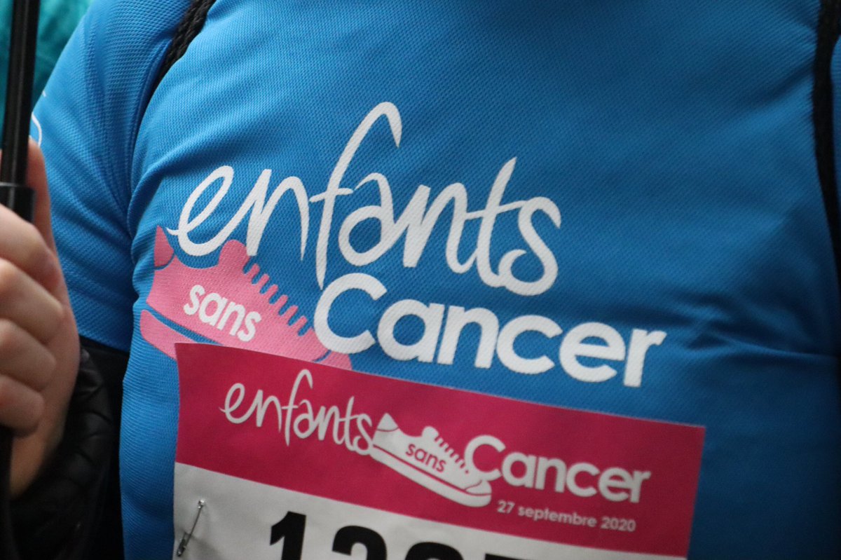 KARLOLIVE's tweet photo. Départ de la course @ImagineforMargo en direct du parc de la Charmille à #Poissy !
🌸 Une #CourseEnfantsSansCancer pour soutenir la recherche des cancers pédiatriques #GoFightWin https://t.co/OPQUsF5J2l
