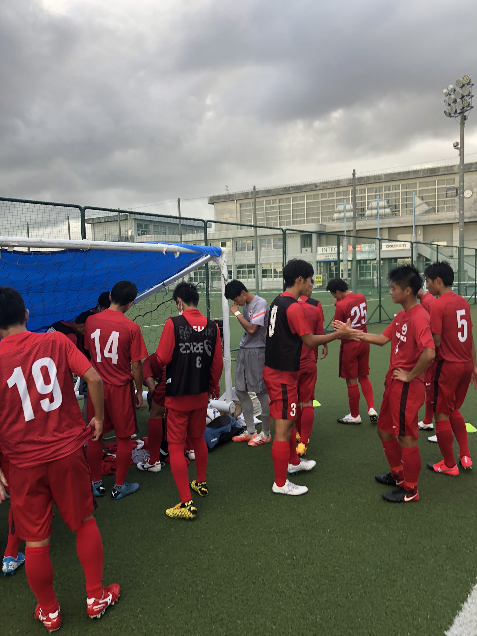 تويتر 富山県立伏木高等学校サッカー部 公式 على تويتر 令和2年度 第99回全国高等学校サッカー選手権富山県大会 Vs 高岡南 5 0 2回戦目は富山中部高校と富山市南総合運動公園で14時45分キックオフです 応援よろしくお願いします 伏木高校 サッカー部