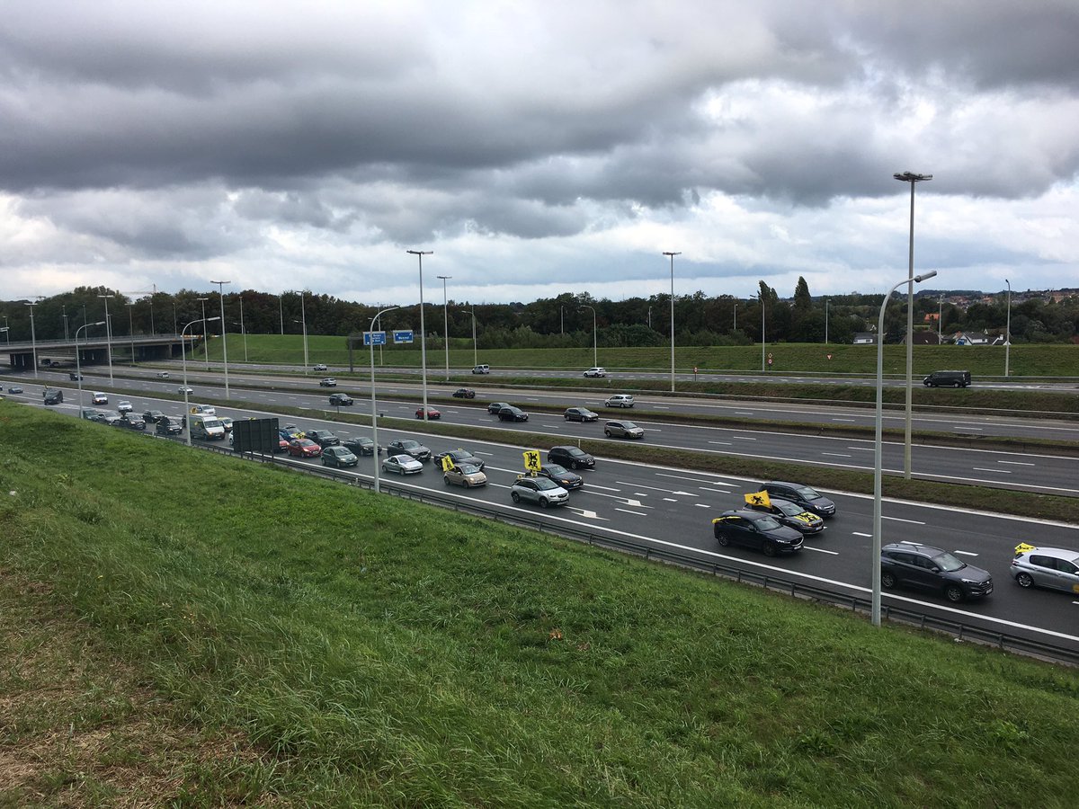 Files op de Ring door meeting Vlaams Belang. #vrtnws