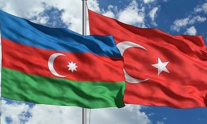 Batıda Yunan Doğuda Ermenistan topunuza yeteriz ulan.@azerbaycan @ermenistan