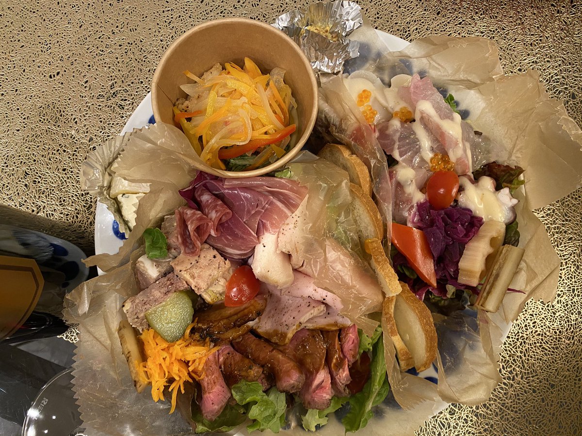 Masaya0241's tweet image. 枚方 フレンチバルplattoのテイクアウトフード。

フレンチバルplatto
frenchbarplatto.com

#枚方 #platto #フレンチバル #裏枚方　#フレンチ #カジュアルフレンチ #テイクアウト #テイクアウトフード
