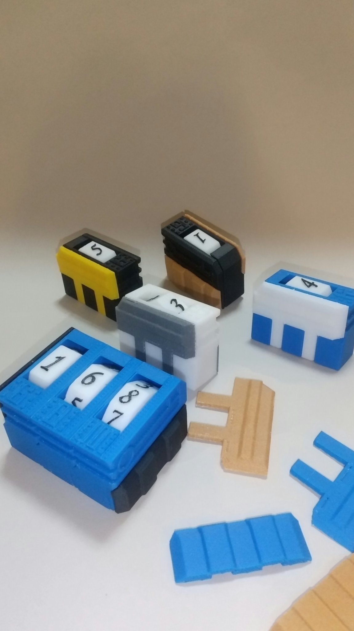 Twitter पर ペンとサイコロ 3dプリンタで作ってみたいものは作ったかなーという感覚 せっかく3dプリンタで作るので すこしふしぎ にこだわりました 作って欲しいものがあれば自分の勉強がてら挑戦したいので ぜひ声かけてください Twitter पर ペンとサイコロ 3dプリンタで作ってみたいものは作ったかなーという感覚 せっかく3dプリンタで作るので すこしふしぎ にこだわりました 作って欲しいものがあれば自分の勉強がてら挑戦したいので ぜひ声かけてください