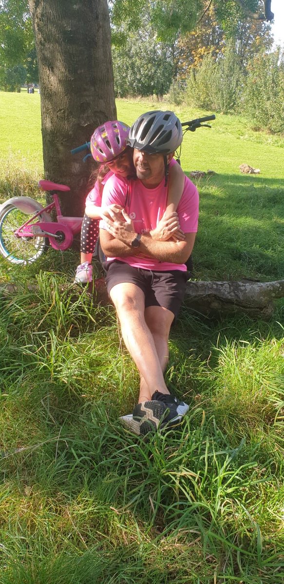 LCLBikeRide's tweet photo. #LCLFans || Izzy is ready to conquer her 5M Family Fun Challenge with her dad on behalf of @ClaireHouse at her local park. Good luck Izzy &amp; Dad, look forward to seeing your medal moment! 🚴🏻‍♀️🚴🏽🥳 @grahamgroup_uk @pennineevents @TheGuideLpool @MVC_Challenges @IndpndtLiv #lclbikeride https://t.co/5TQb96vn0S