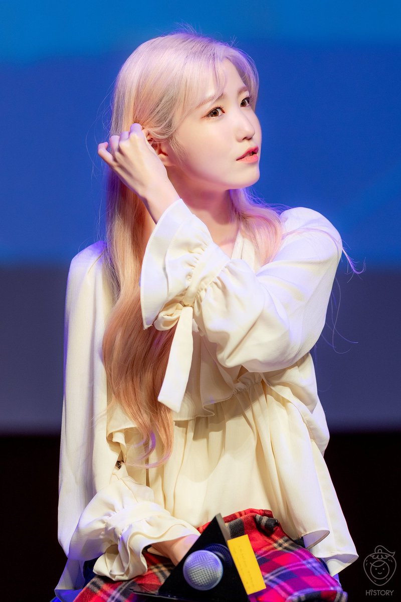 n년전 오늘의 히토미 tweet media