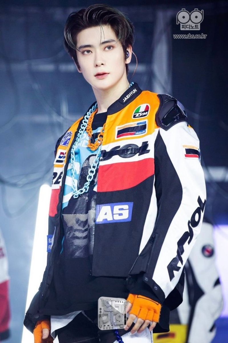 hourlyjaeh's tweet photo. #NCT재현 #JAEHYUN #재현 #NCT127 https://t.co/xfSXH7XKVq