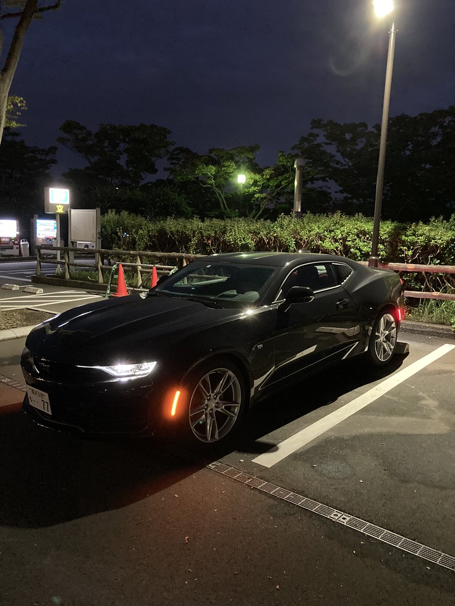 Mmk49Y's tweet photo. サイドマーカー取り付けました！
これだけでかなりアメ車感がでますね https://t.co/EFm52XusyI