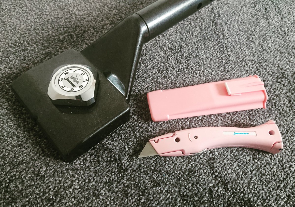 Our Youtube review of the <a href="/jansertools/">janser uk</a> piledriver knee kicker. Thanks <a href="/JanserUk/">Paul Sycamore</a> youtu.be/2RxDoD3asNU