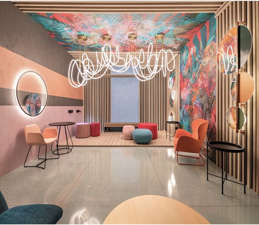 RCRDecoEsp's tweet photo. Color y diseño en @MarbellaDesignF con #welcomedesign y nuestros revestimientos continuos para #suelos #paredes #personalizados. Visita el espacio Diana hasta el próximo 3 de Octubre!!!🌈 https://t.co/izEqy338vM